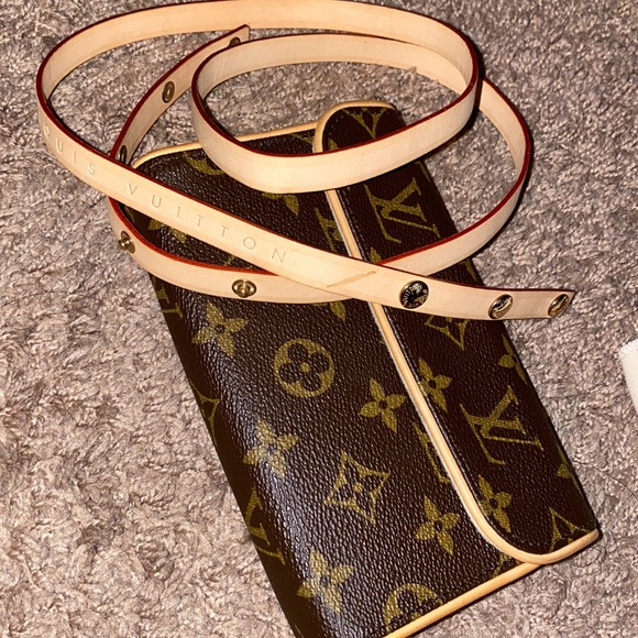 Louis Vuitton pochette Florentine - Picture 3 of 14
